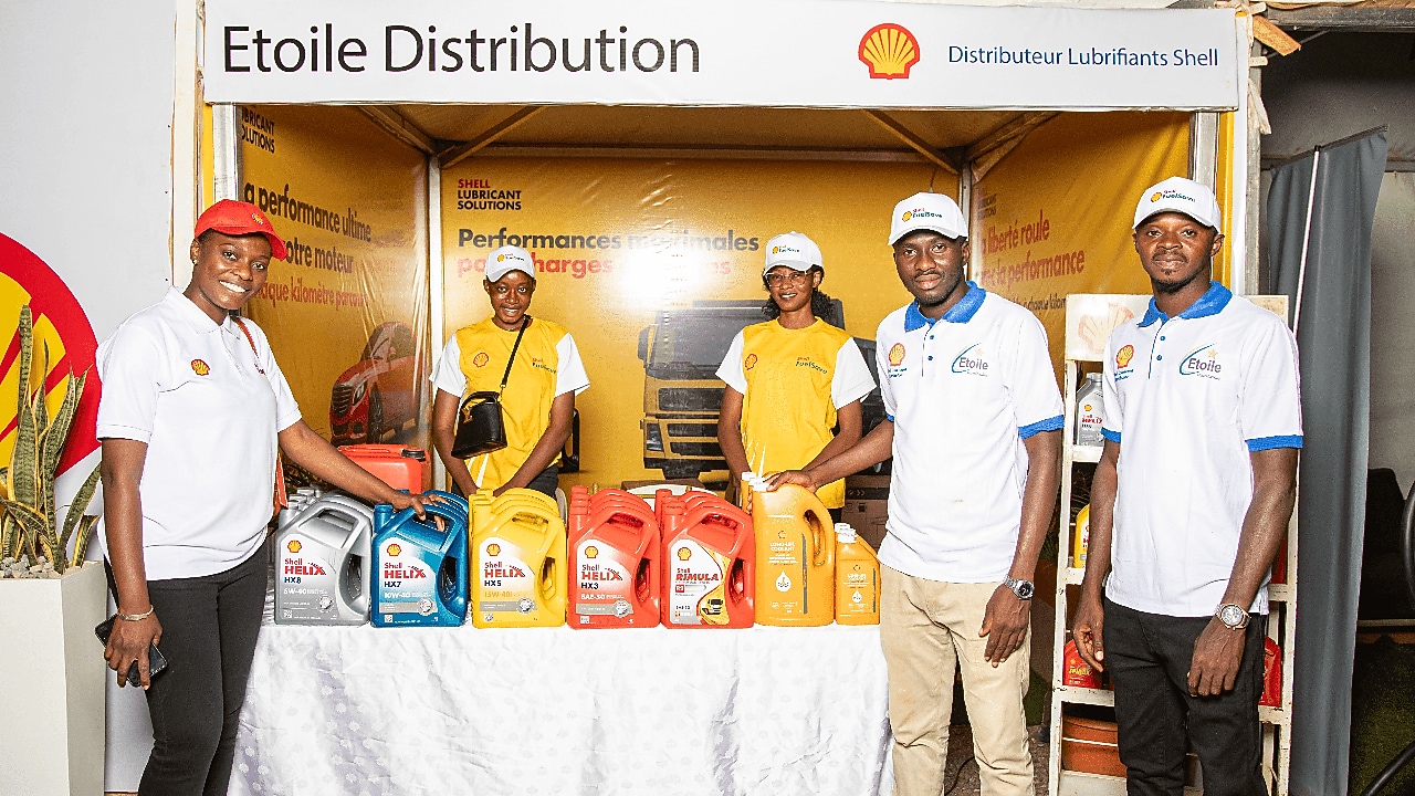 Stand Etoile Distribution (Distributeur des lubrifiants Shell)