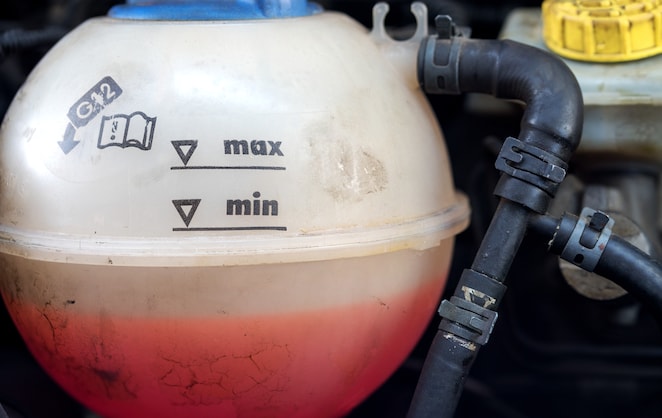 Niveau du liquide de refroidissement