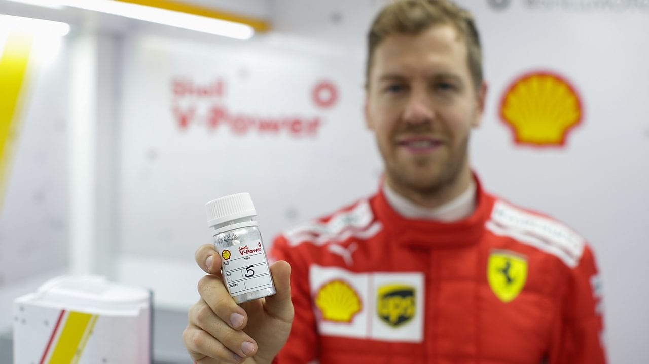 hands-holding-a-v-power-tube-on-a-shell-lab